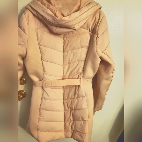 Pink Michael Kors puffer coat - Picture 6 of 7
